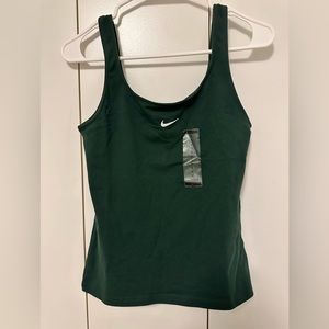Nike Sportswear Collection Essentials Tank, Green, S